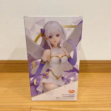 미개봉 새상품 에밀리아 레벨 프린세스 피규어 리제로 애니메이션