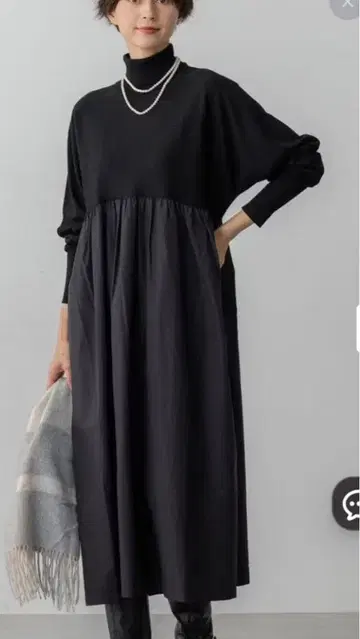 [ 미사용 새상품 ] 23구 개더 콤비 니트 원피스 38 블랙