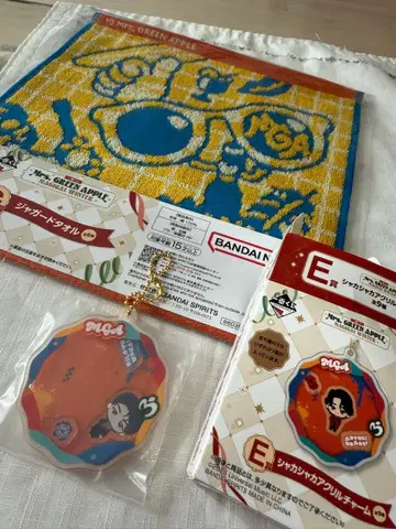 Mrs. GREEN APPLE 자카드 타월, 바스락 아크릴 참