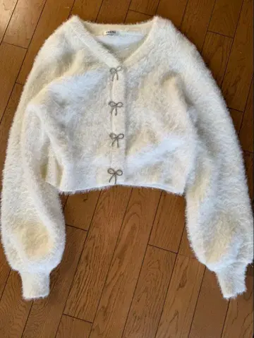 INGNI V넥 리본 버튼 페더 니트 가디건