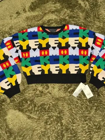 (새상품) Disney 총무늬 니트 미키 한국 브랜드