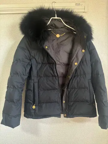 aquagirI 블랙x브라운 리버서블 퍼 포함 다운 자켓