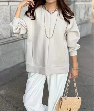 [ 새상품 ] 에마테일러 종이상자 프론트 2way 크루넥 풀오버