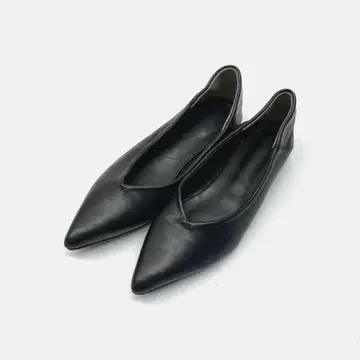 PUAL CE CIN 스틸레토 V컷 펌프스 F3003