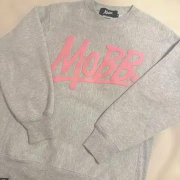 MOBB 그레이 핑크 로고 트레이닝복