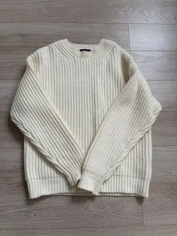 SHIPS 아이보리색 리브 니트 스웨터