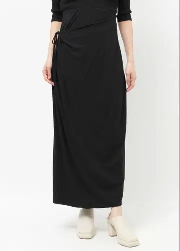 [ 미사용 ] LAGUNAMOON 비대칭 디자인 컷 스커트