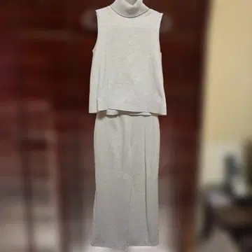 새상품급 ZARA 터틀넥 팬츠 셋업