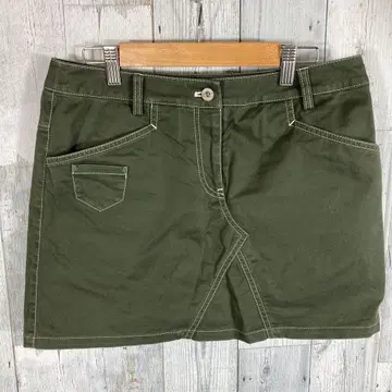 먼싱웨어 6 STARS 올리브 그린 스커트 M 사이즈