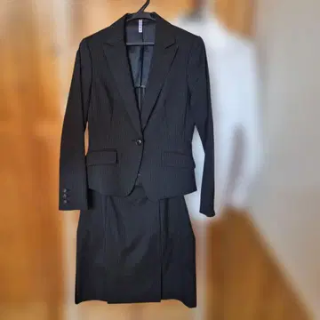 COMME CA ISM 스트라이프 블랙 수트 M