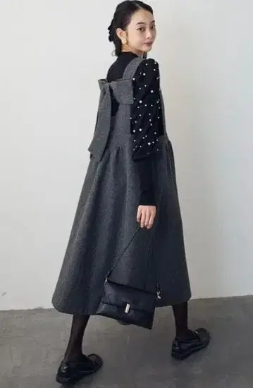 새상품 백리본 박스 실루엣 점프 스커트 그레이 frene