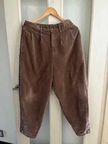 차이하네 anima 리브로이 남성 바지