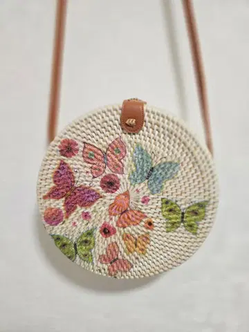 나비 자수 원형 바스켓백