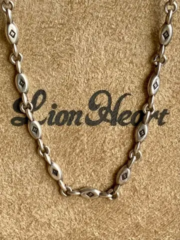 LION HEART-라이온 하트- 'HOWL' 오벌 디자인 체인