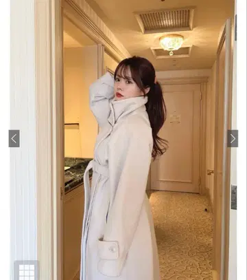 화이트 롱 코트 벨트 포함