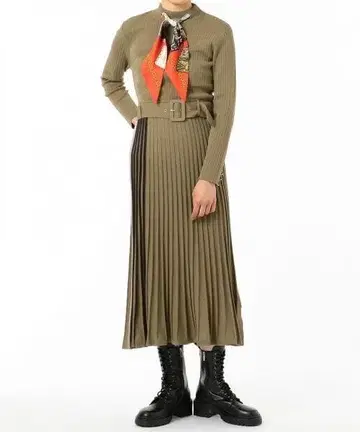 Diagram GRACE CONTINENTAL 스카프 넥 원피스