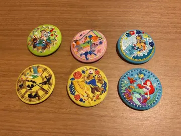 디즈니 자수 캔뱃지 2개