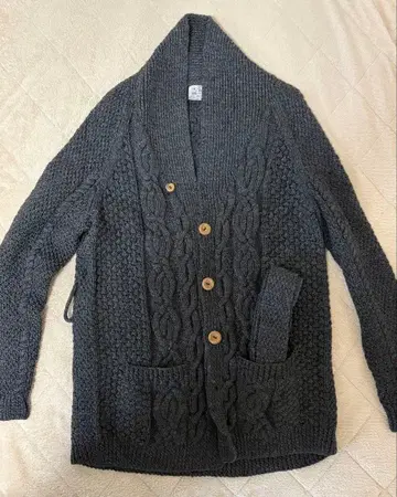 Inverallan 울 케이블 니트 가디건