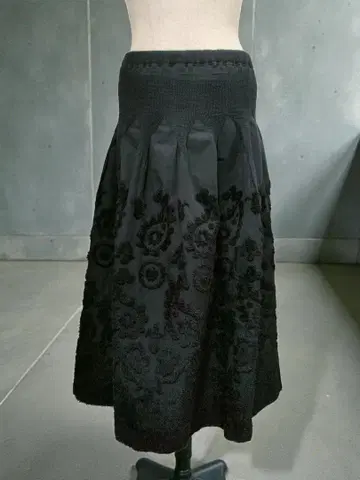 Chamois 샤미 블랙 롱 스커트