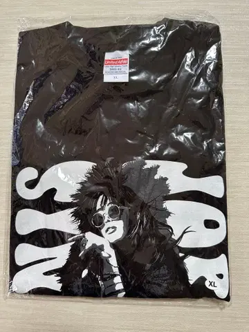 아이나 더 엔드 T셔츠 XL 사이즈