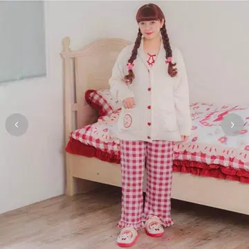 아오키 미사코 시마무라 키티 모코모코 가디건