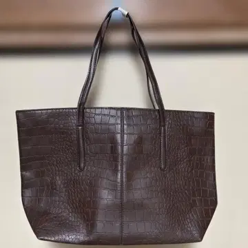 다크 브라운 크로커다일 패턴 토트백 비즈니스 백