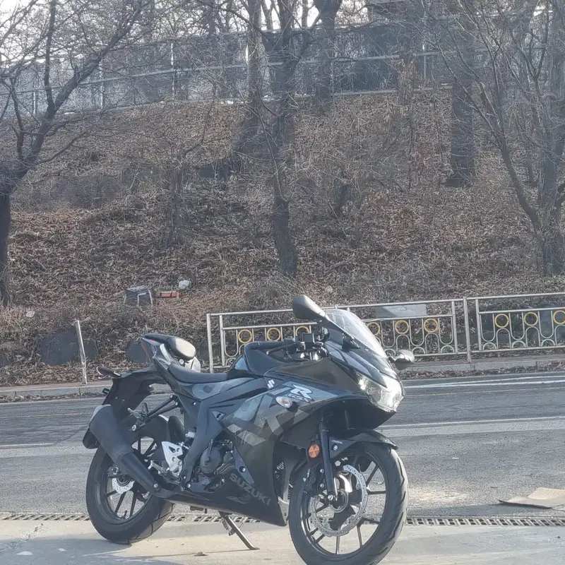 스즈키 gsxr125 abs 19년식/1만대키로수/검파/급매