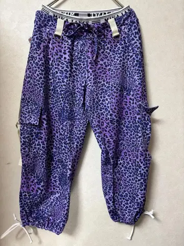 #3858 MIKANO 프리 사이즈 퍼플 계열 레오파드 무늬 조거 팬츠