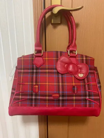 미사용 헬로키티 체크 로캐론 산리오 영국 왕실 스코틀랜드