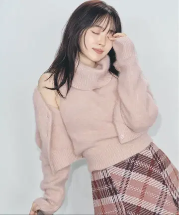 SNIDEL 폭스 알파카 숏 가디건 & 터틀 풀오버