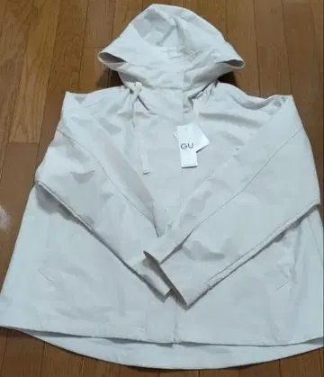 [ 새상품 ] GU A라인 마운틴 후드티