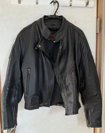 PLICANA 블랙 가죽 라이더 자켓 M