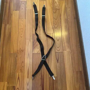 스트라이프 서스펜더 블랙과 베이지