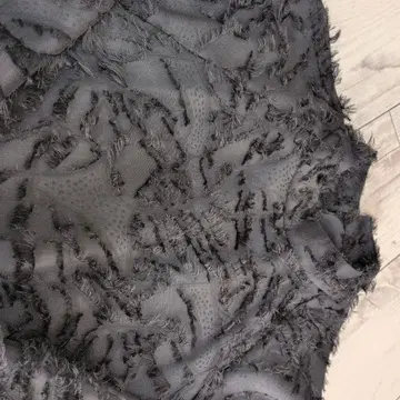 프린지 가공 블랙 긴팔 상의