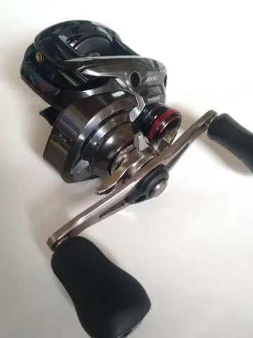 시마노 24 스콜피온 MD 201HG