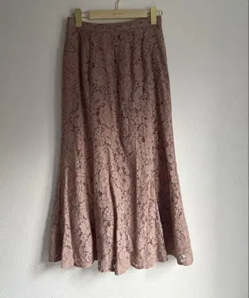 릴리안 캐럿 레이스 머메이드 스커트