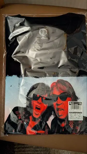 새상품 B'z FYOP 투어 파이널 한정판 T셔츠 XL