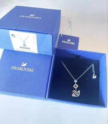 새상품 SWAROVSKI Dazzling Swan 목걸이 스와로브스키