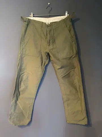 GUNG HO 카고 팬츠 올리브색