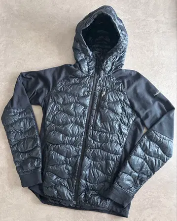 피크 퍼포먼스 헬리움 하이브리드 다운 후드