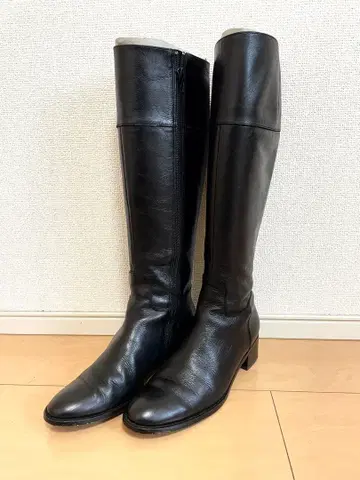 MARGARET HOWELL idea 블랙 가죽 롱 부츠