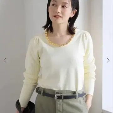 새상품 택 포함 NOBLE 노블 GOLD 체인 니트 화이트