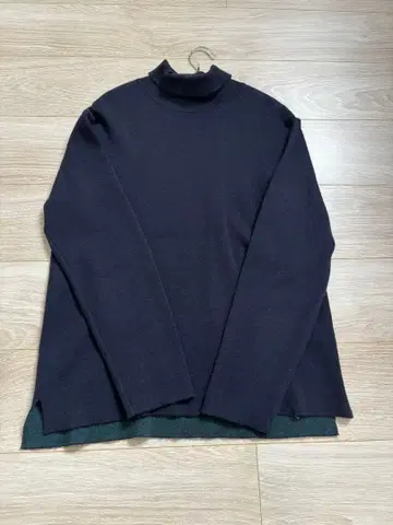 GREEN LABELRE LAXING 네이비 터틀넥 니트 S 사이즈