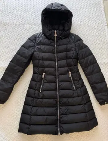 MONCLER 블랙 다운 자켓 롱 기장