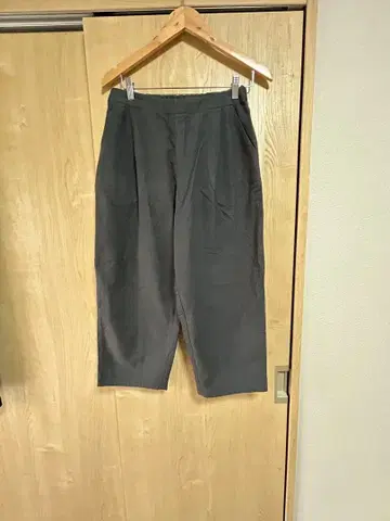 evam eva 플란넬 코튼 턱 팬츠