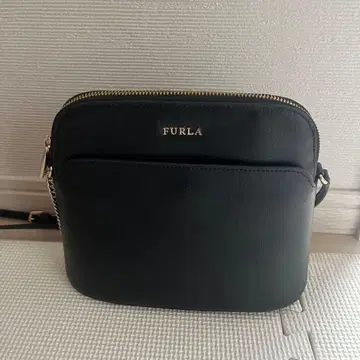 FURLA 블랙 가죽 숄더백