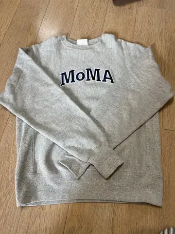 Champion MoMA 맨투맨 S 사이즈