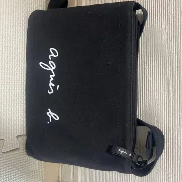 agnis l. 블랙 숄더백