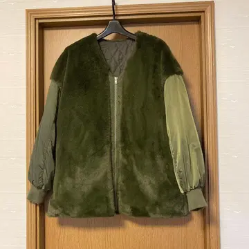 올리브 그린 플리스 자켓