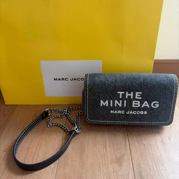 마크제이콥스 THE MINI BAG 데님 지갑